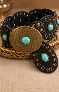 Cinturón de conchos negro con turquesa Boutiquemirel, diseño vaquero con detalles metálicos visibles