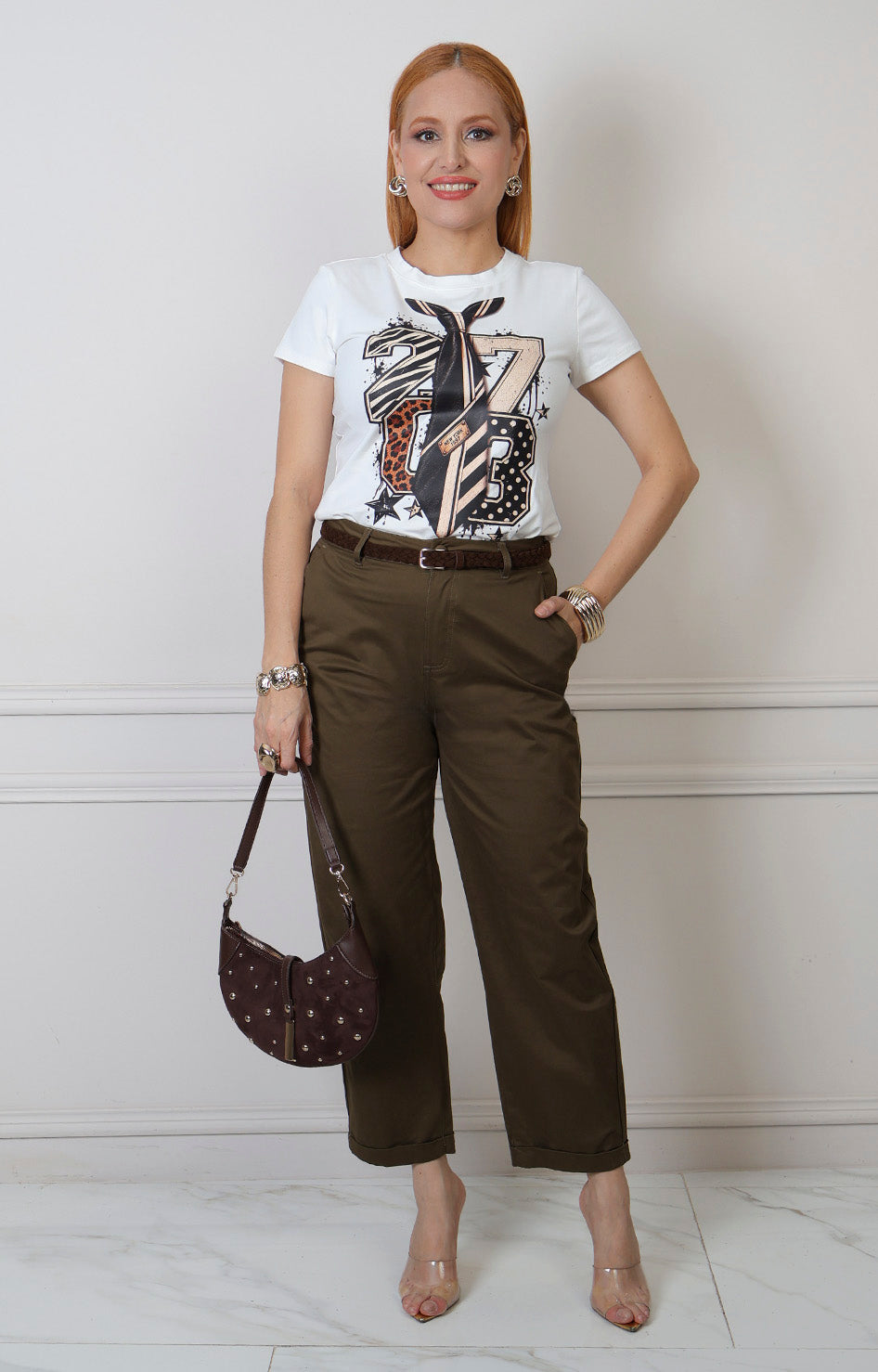 Blusa blanca regular Boutiquemirel con estampado gráfico delantero