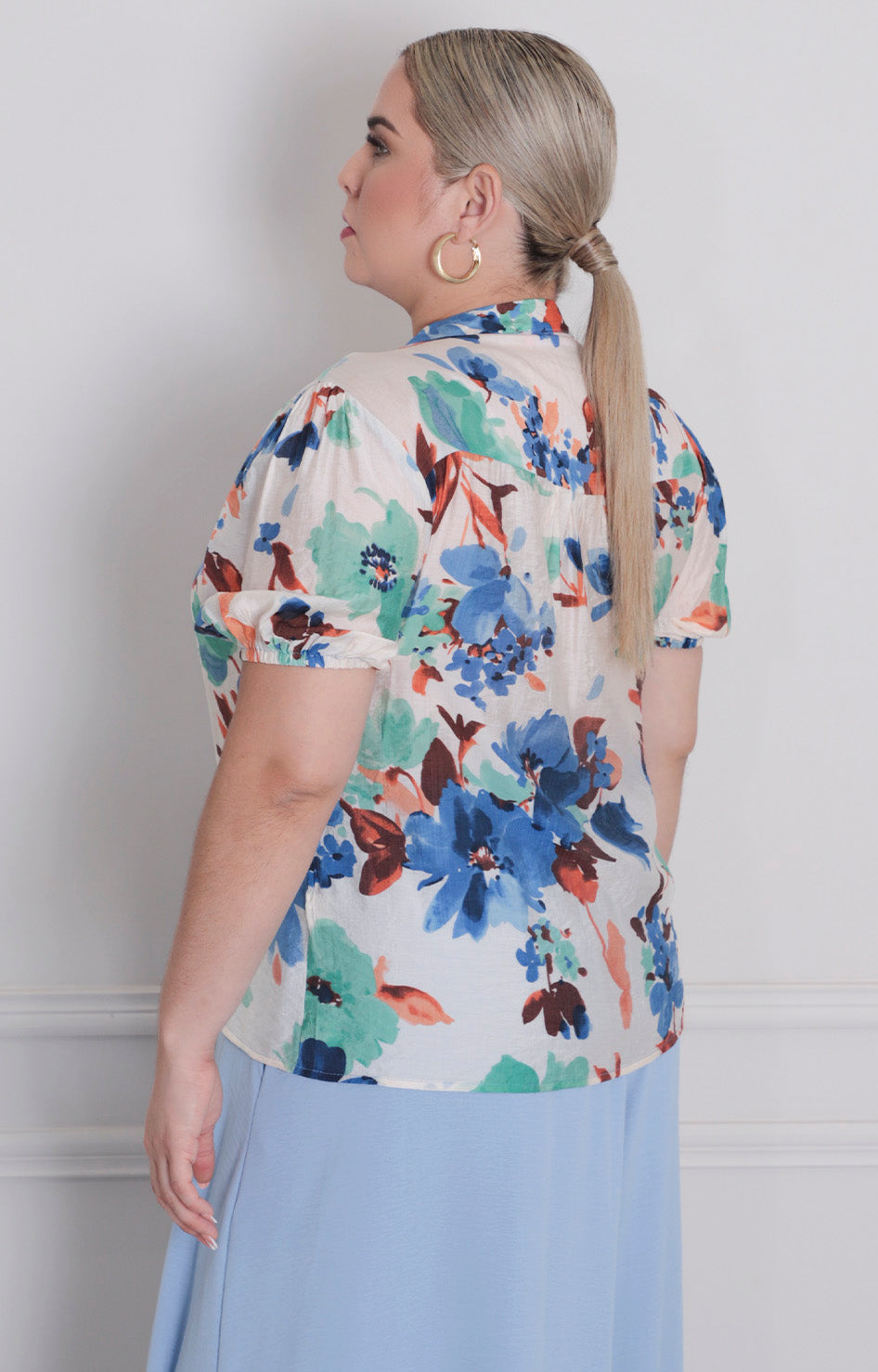 Blusa estampada con bordado - BLUSAS CURVY Boutiquemirel 