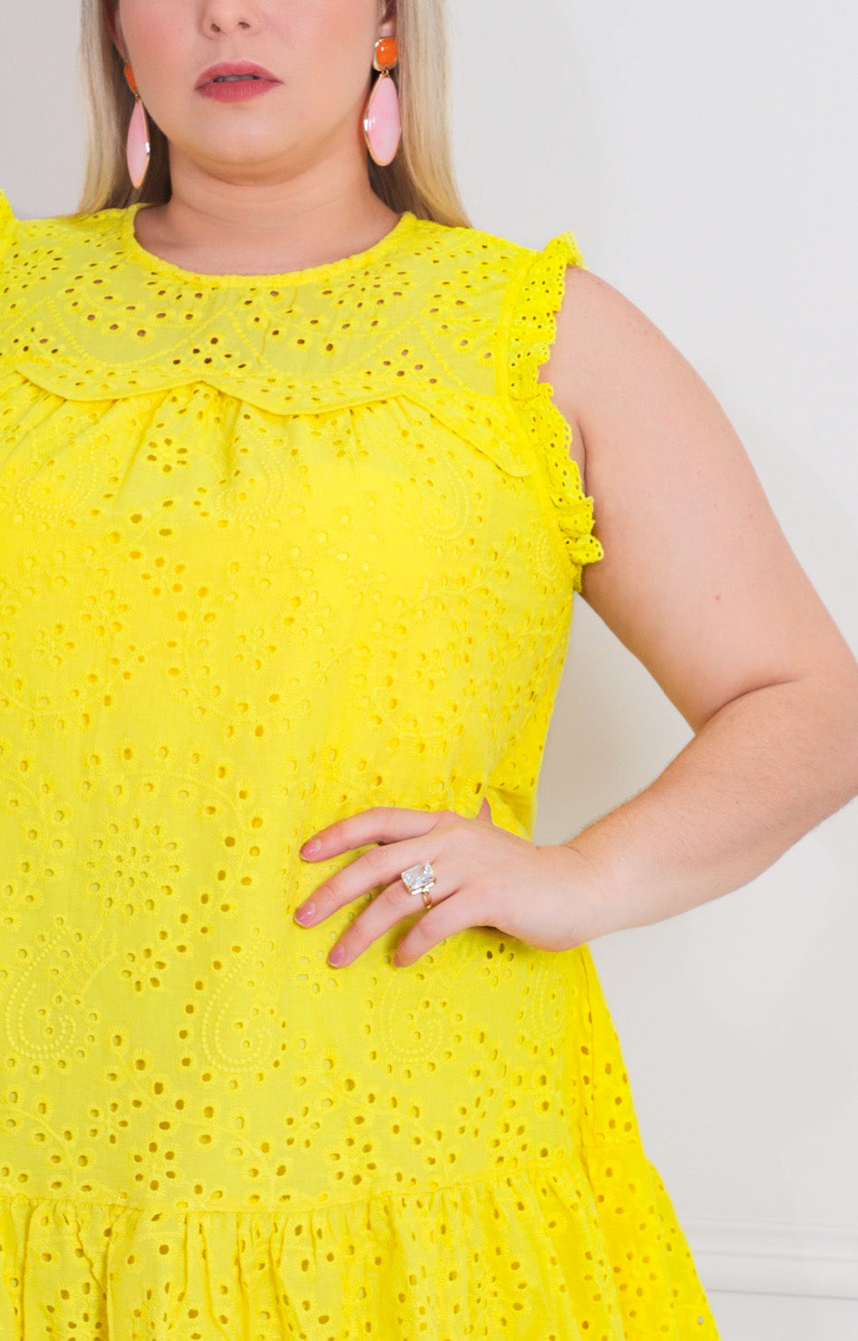 Vestido con textura - VESTIDO CORTO CURVY Boutiquemirel 