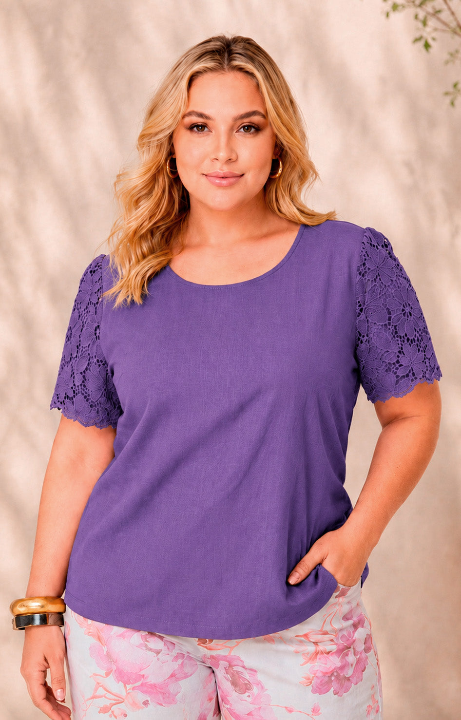 Blusa con manga de guipur - BLUSAS CURVY Boutiquemirel 