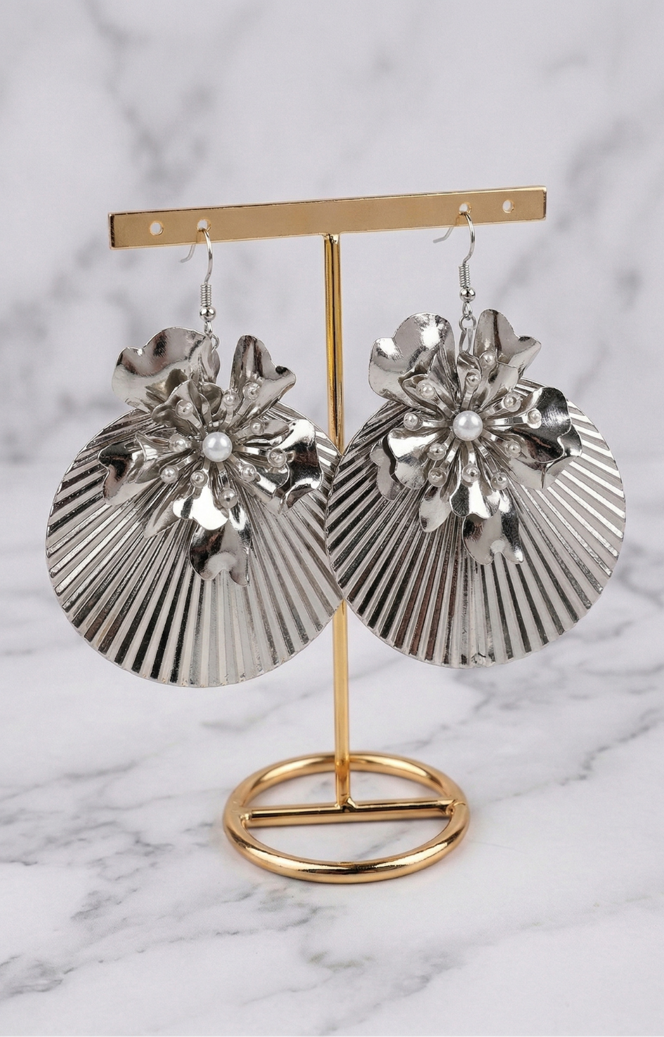 Aretes Maxi Flor Plateada - ARETES Boutiquemirel 