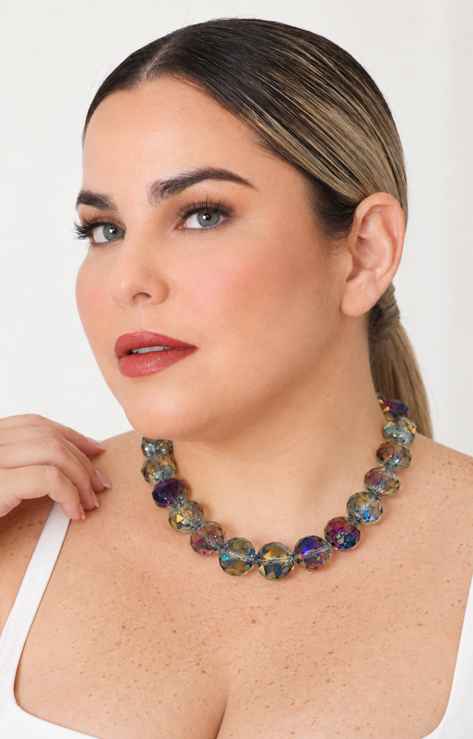 Collar de cuentas tornasol