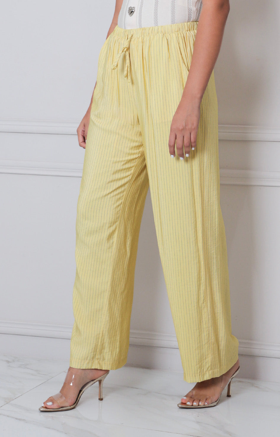 Pantalòn amarillo - PANTALON REGULAR Boutiquemirel 