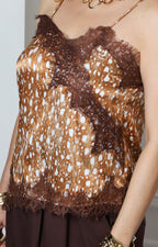 Blusa de tirantes con encaje y animal print
