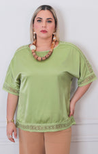 Blusa lisa con bordado - BLUSAS CURVY Boutiquemirel 