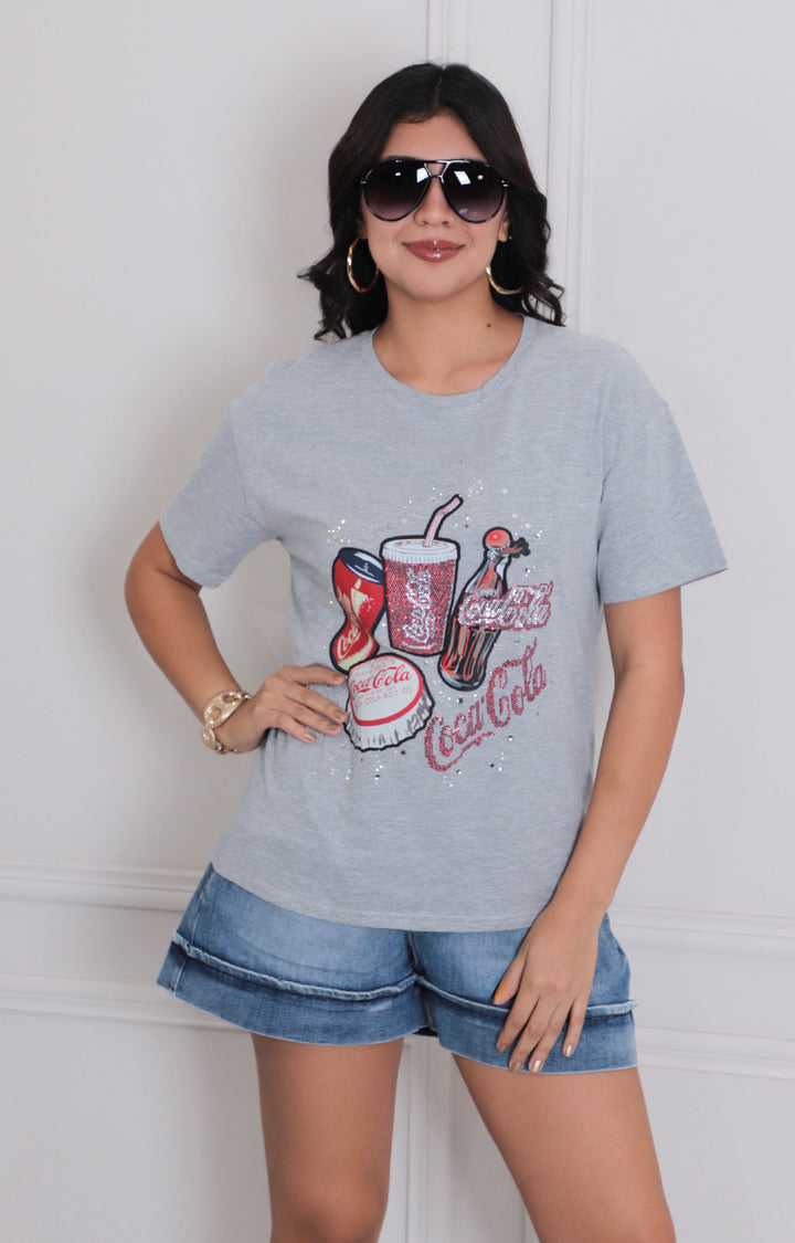 Blusa estampada coca cola - BLUSAS REGULAR Boutiquemirel 