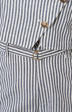 Conjunto estampado con botones dorados