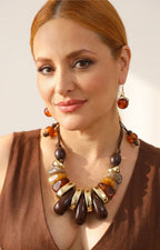 Set artesanal de collar y aretes
