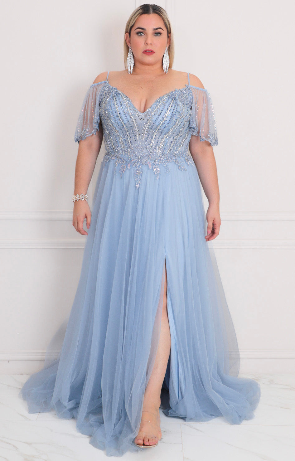 Vestido de gala con tul y pedrería - VESTIDO LARGO CURVY Boutiquemirel 