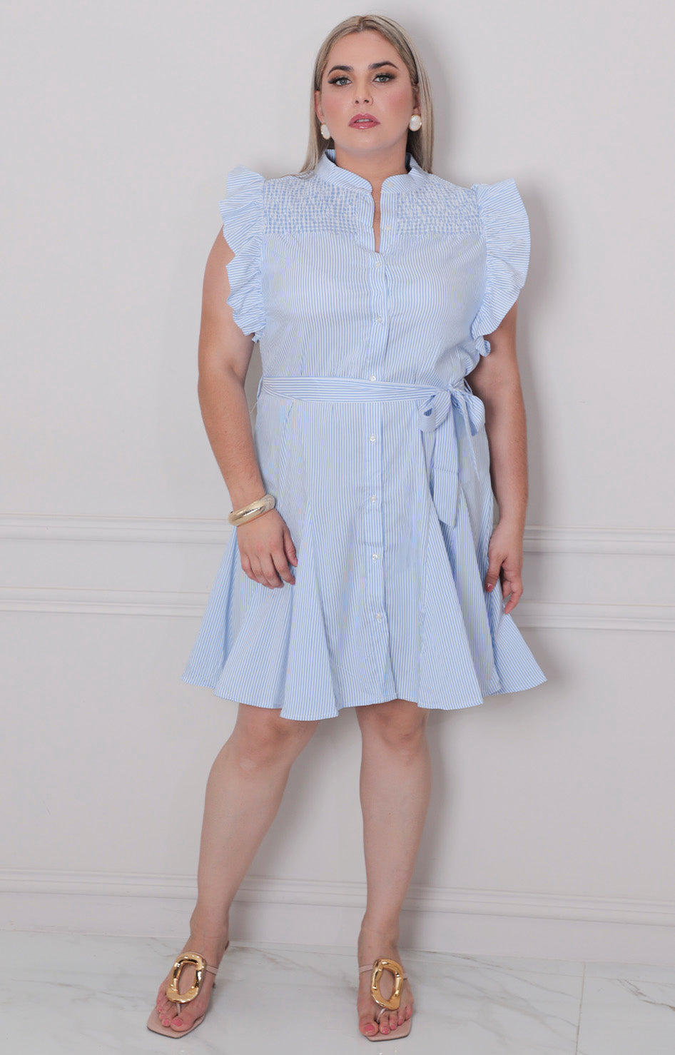 Vestido con lazo y botones frontal - VESTIDO CORTO CURVY Boutiquemirel 