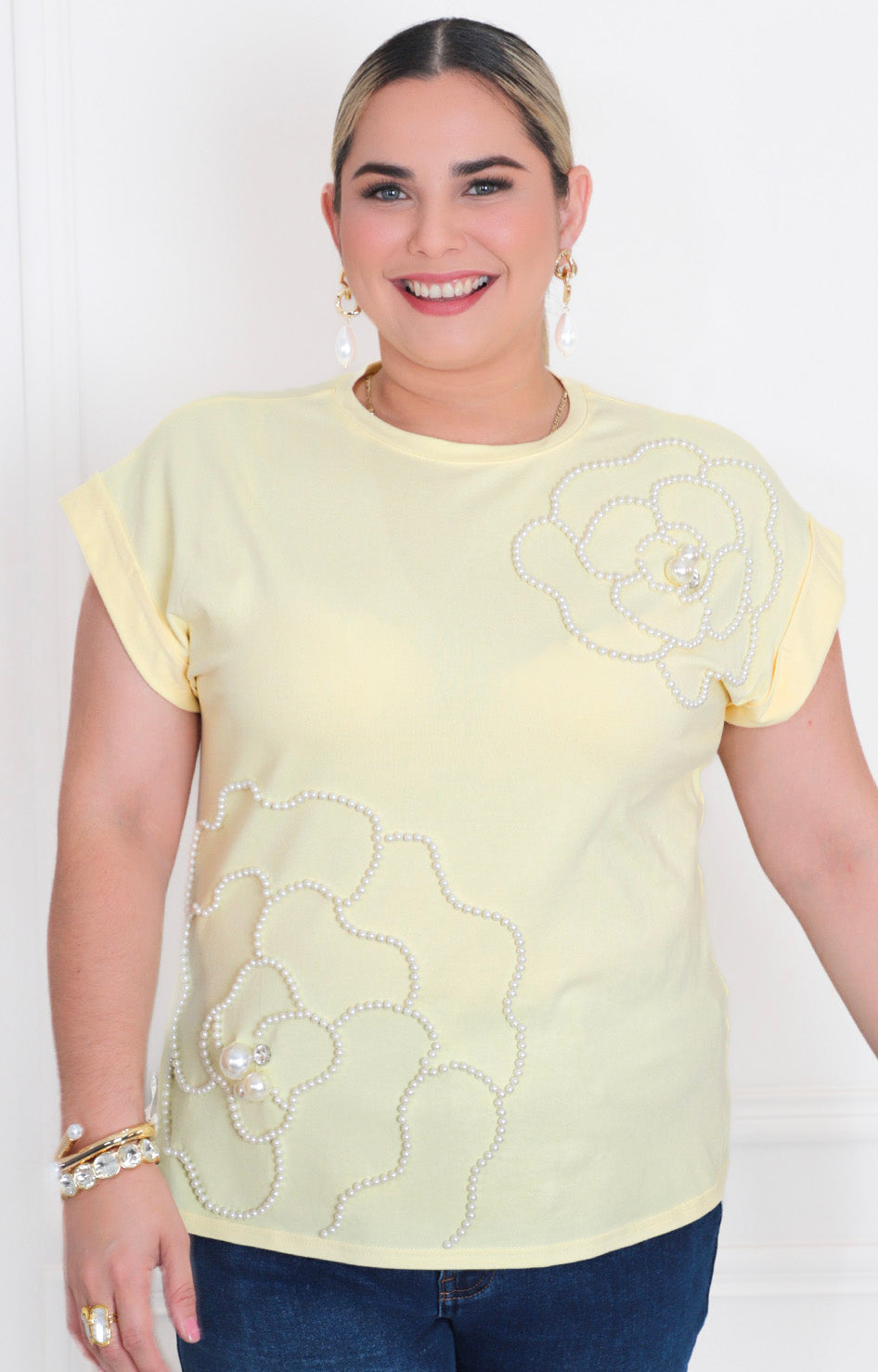 Blusa floral con aplicaciones - BLUSAS CURVY Boutiquemirel 
