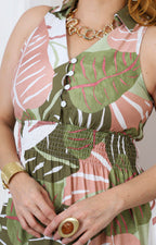 Vestido estampado con hojas