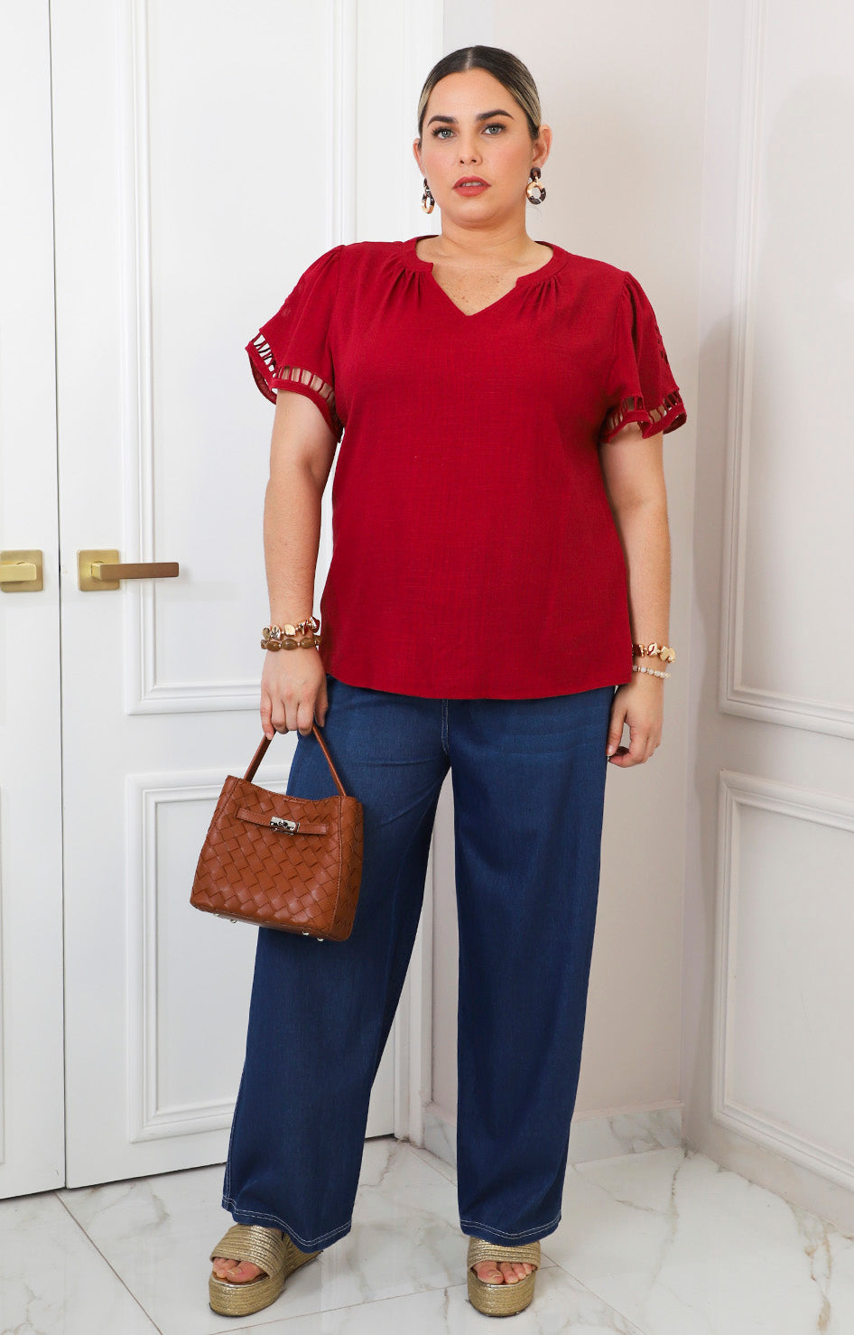 Blusa rojo con mangas volante