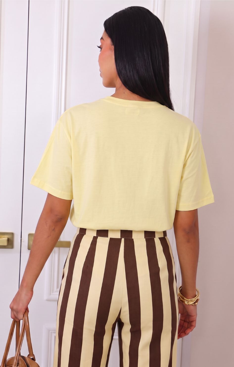 Blusa amarilla estampada con perrito chic