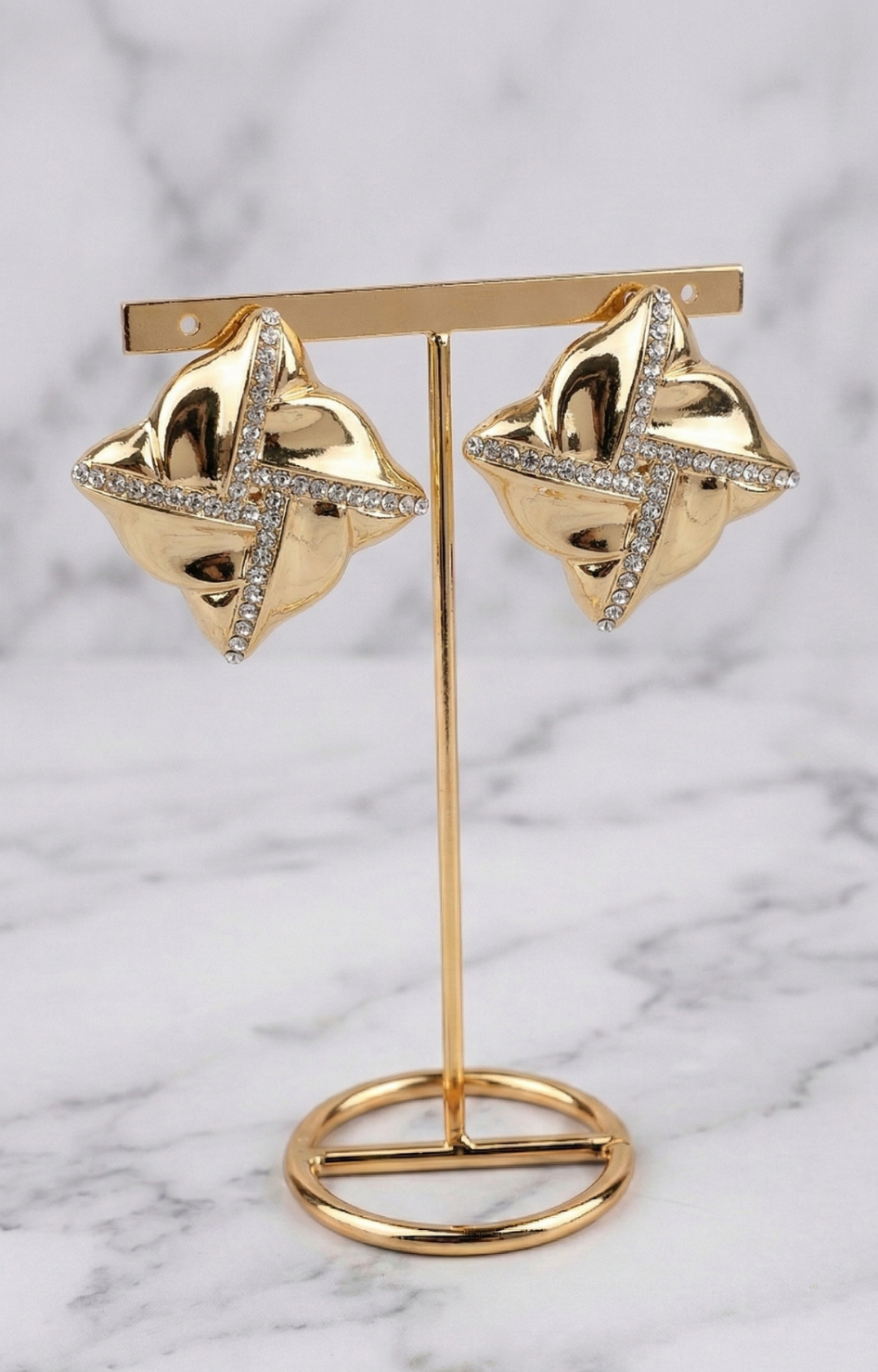 Aretes Dorados con Brillo - ARETE Boutiquemirel 