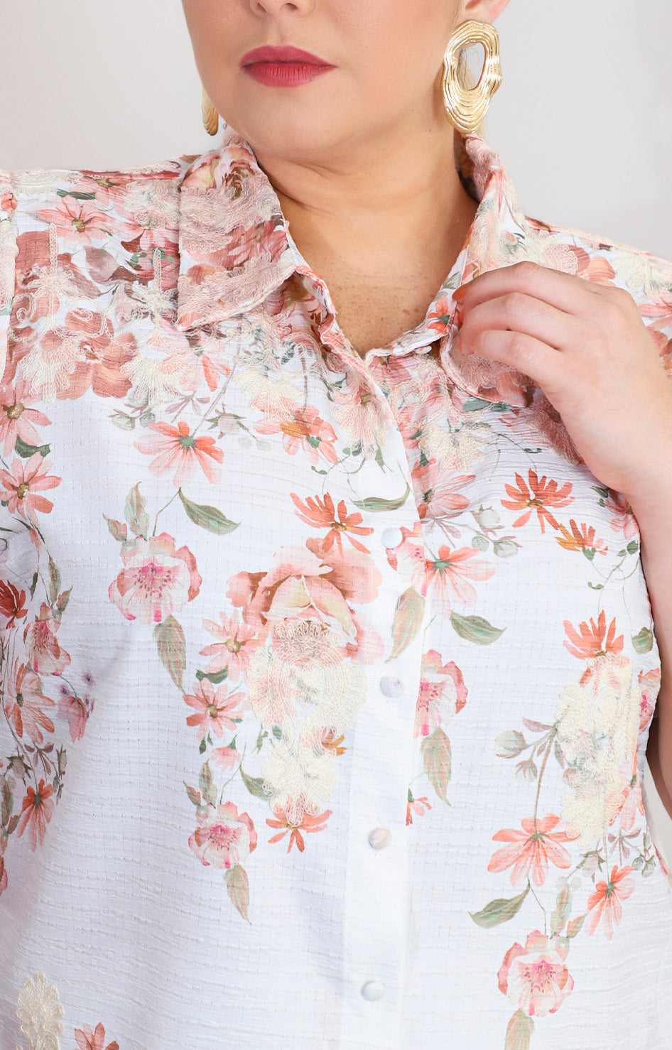 Conjunto beige estampado floral