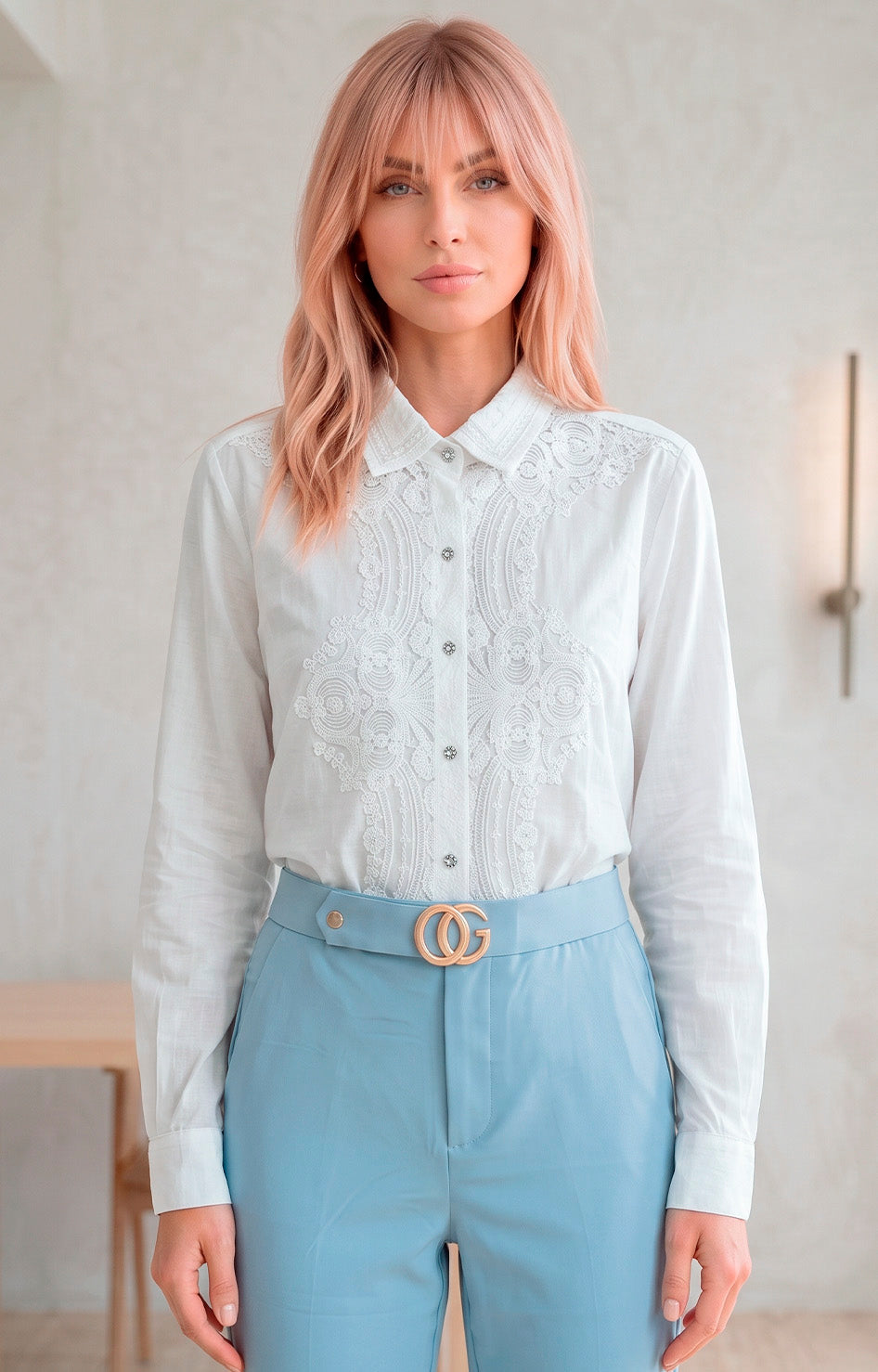 Blusa con encaje