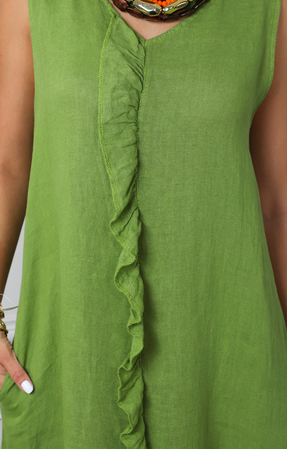 Vestido verde con olán
