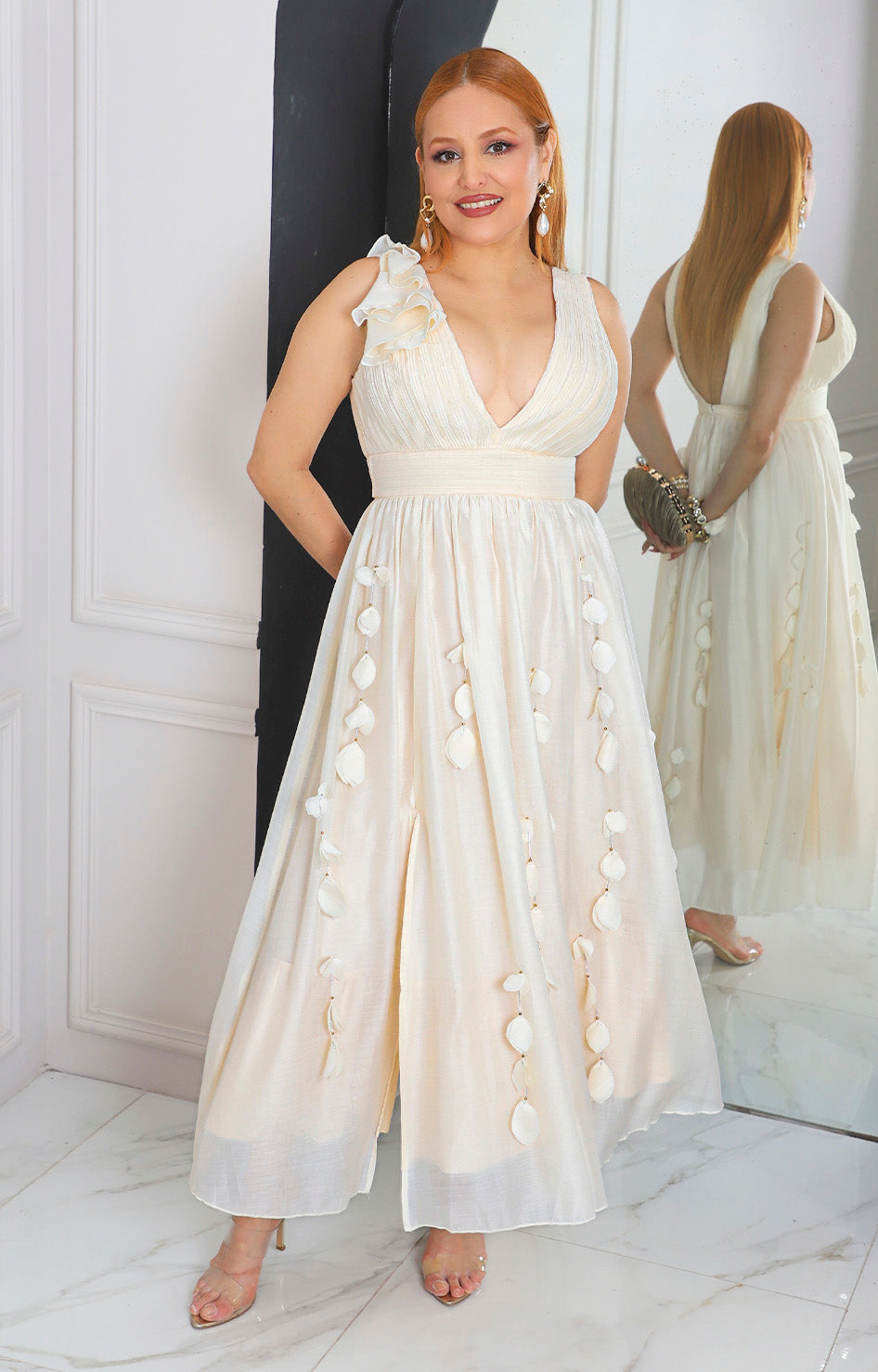 Vestido beige de tirantes