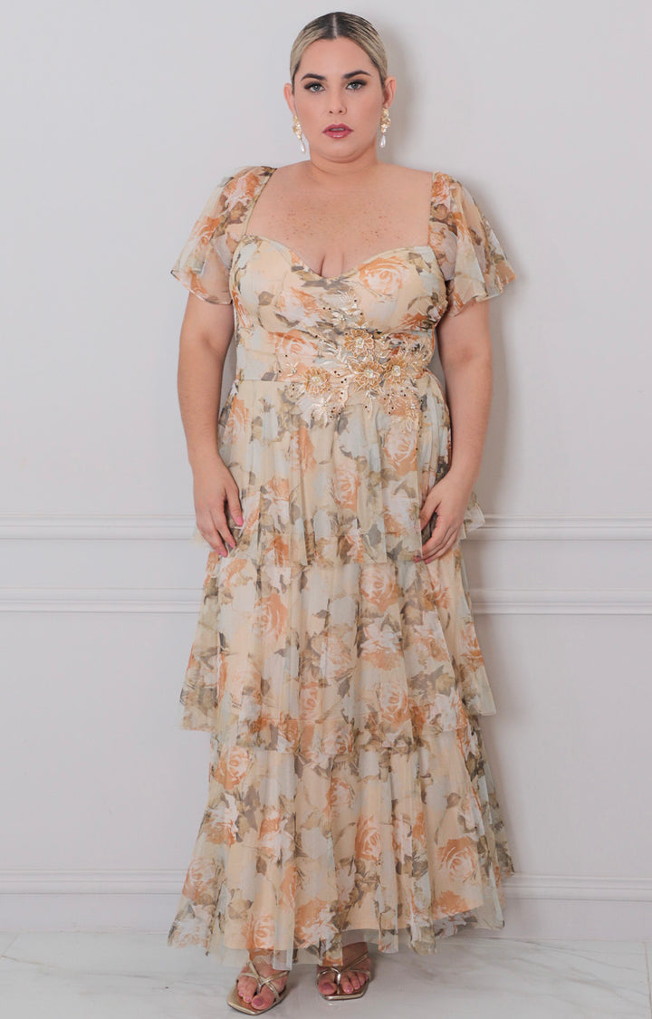 Vestido escote corazón con volantes - VESTIDO LARGO CURVY Boutiquemirel 