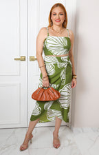 Conjunto verde con top y falda cruzada