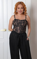 Top estilo corsé de encaje con tirantes