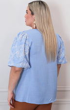Blusa lisa con bordado - BLUSAS CURVY Boutiquemirel 