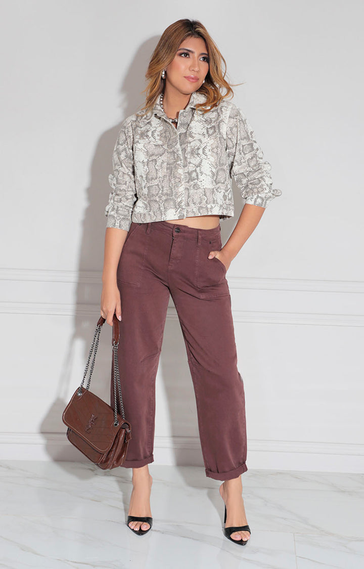 Chamarra beige estampada