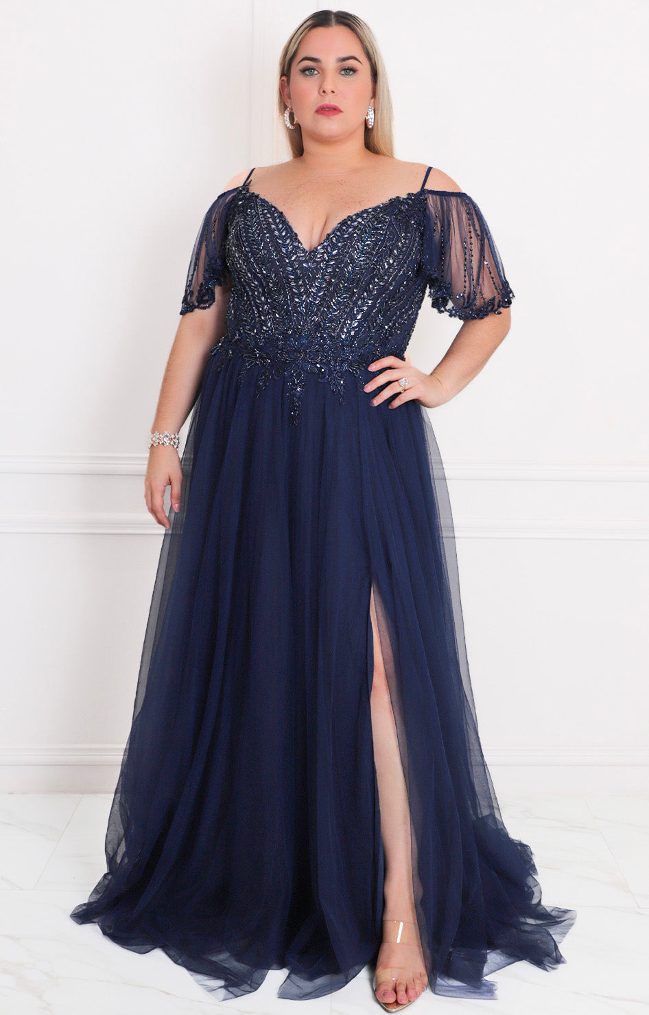 Vestido de gala con tul y pedrería - VESTIDO LARGO CURVY Boutiquemirel 