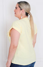 Blusa floral con aplicaciones - BLUSAS CURVY Boutiquemirel 