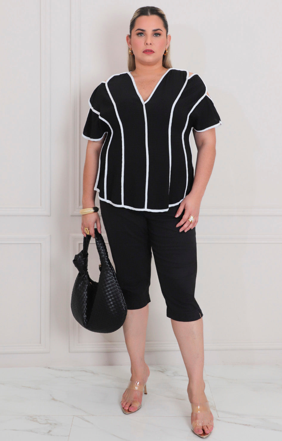 Blusa asimétrica con abertura