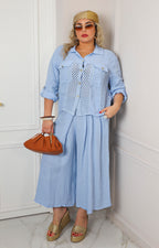 Conjunto con tejido calado