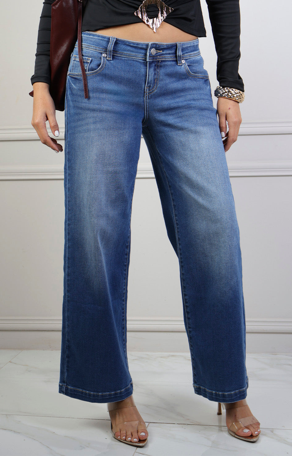 Pantalón azul de mezclilla pierna ancha