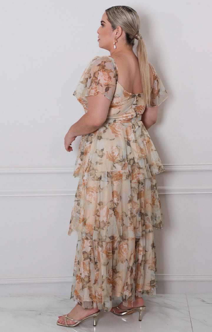 Vestido escote corazón con volantes - VESTIDO LARGO CURVY Boutiquemirel 