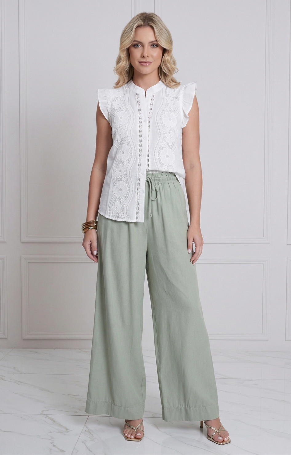 Blusa bordada con volantes - BLUSAS REGULAR Boutiquemirel 