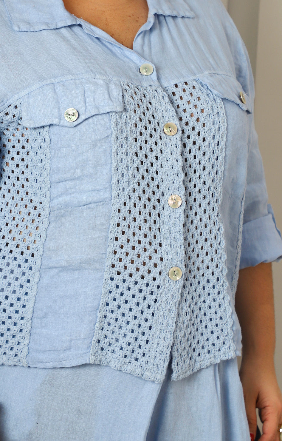 Conjunto con tejido calado
