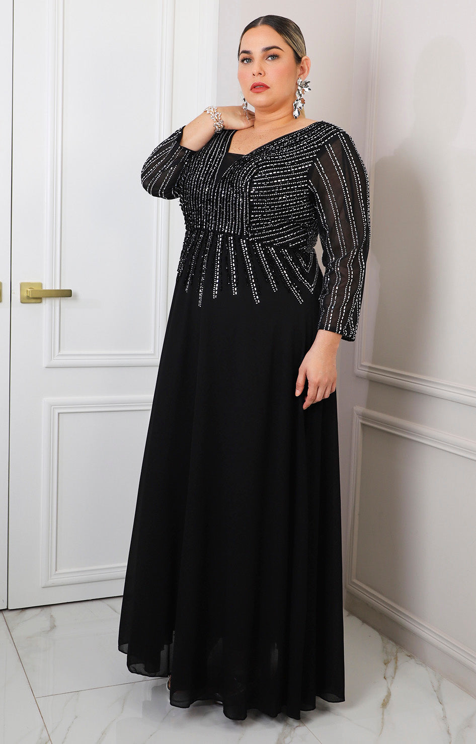 Vestido largo con aplicaciónes de brillo