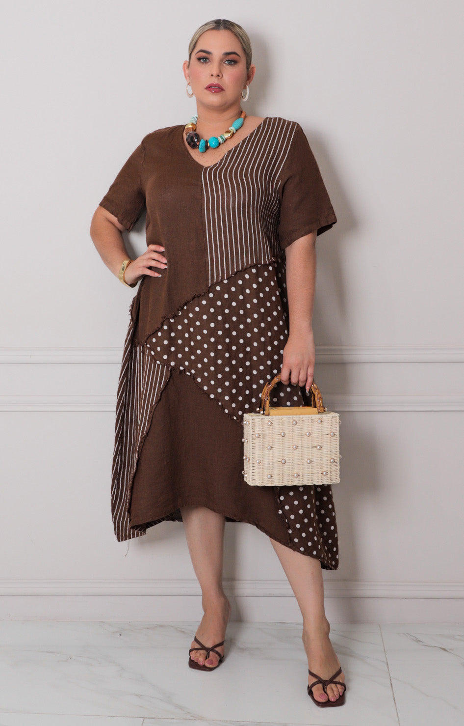 Vestido cafe estampado - VESTIDO LARGO CURVY Boutiquemirel 