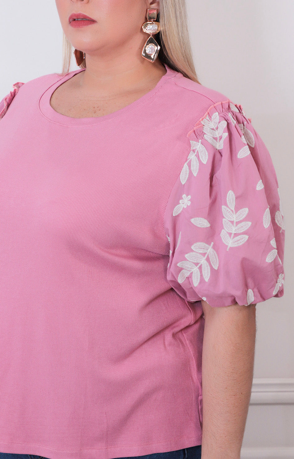 Blusa rosa con bordado - BLUSAS CURVY Boutiquemirel 