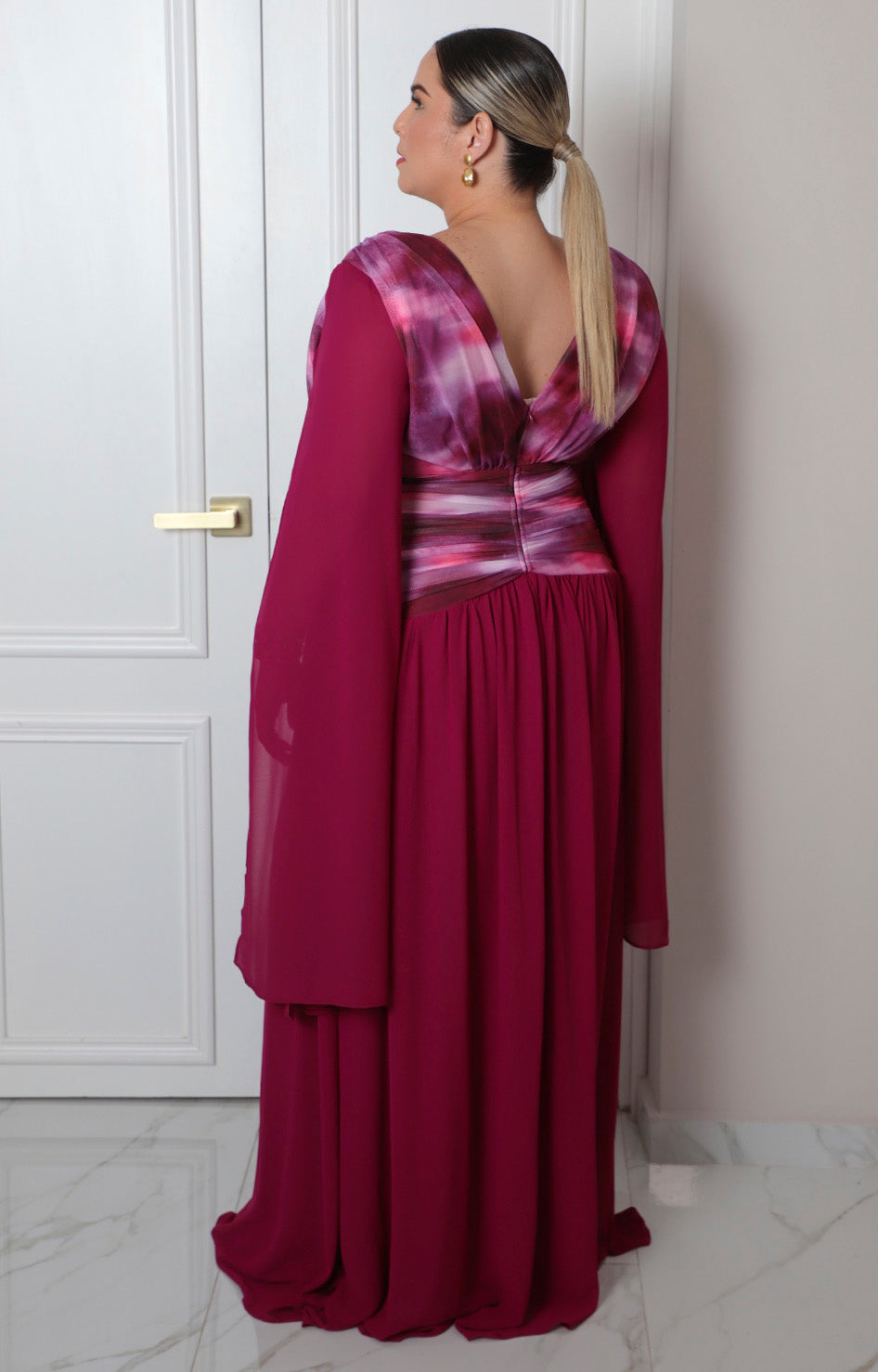 Vestido largo con drapeado y degradado