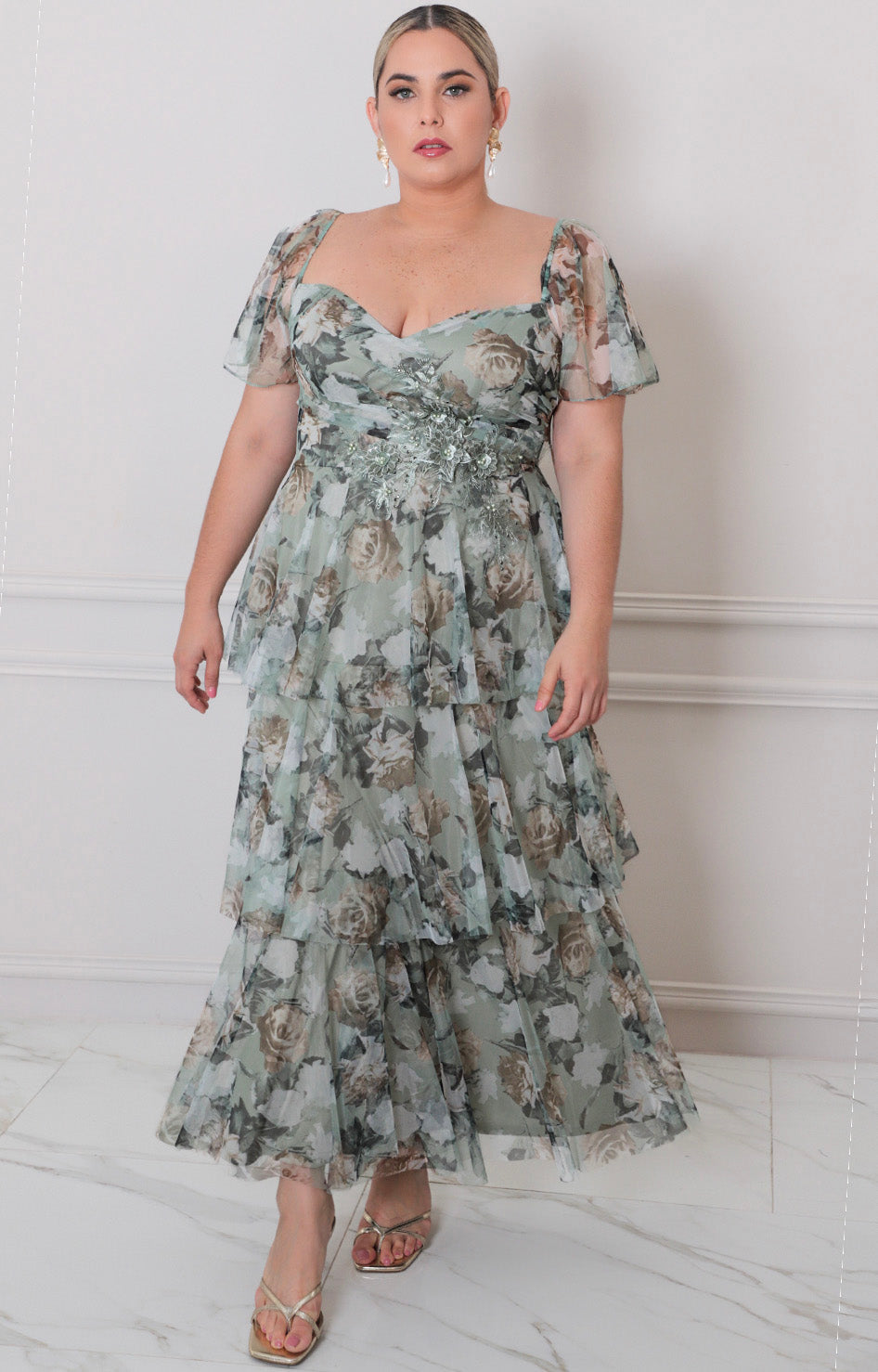 Vestido escote corazón con volantes - VESTIDO LARGO CURVY Boutiquemirel 