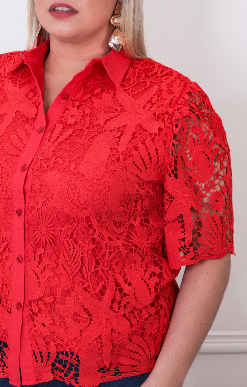 Blusa de guipiur con botones - BLUSAS CURVY Boutiquemirel 