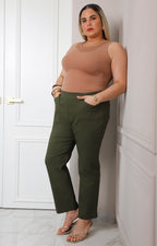 Pantalón verde corte recto