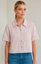 Blusa camisera con bolsillos