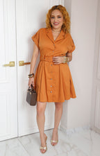 Vestido naranja camisero con cinturón