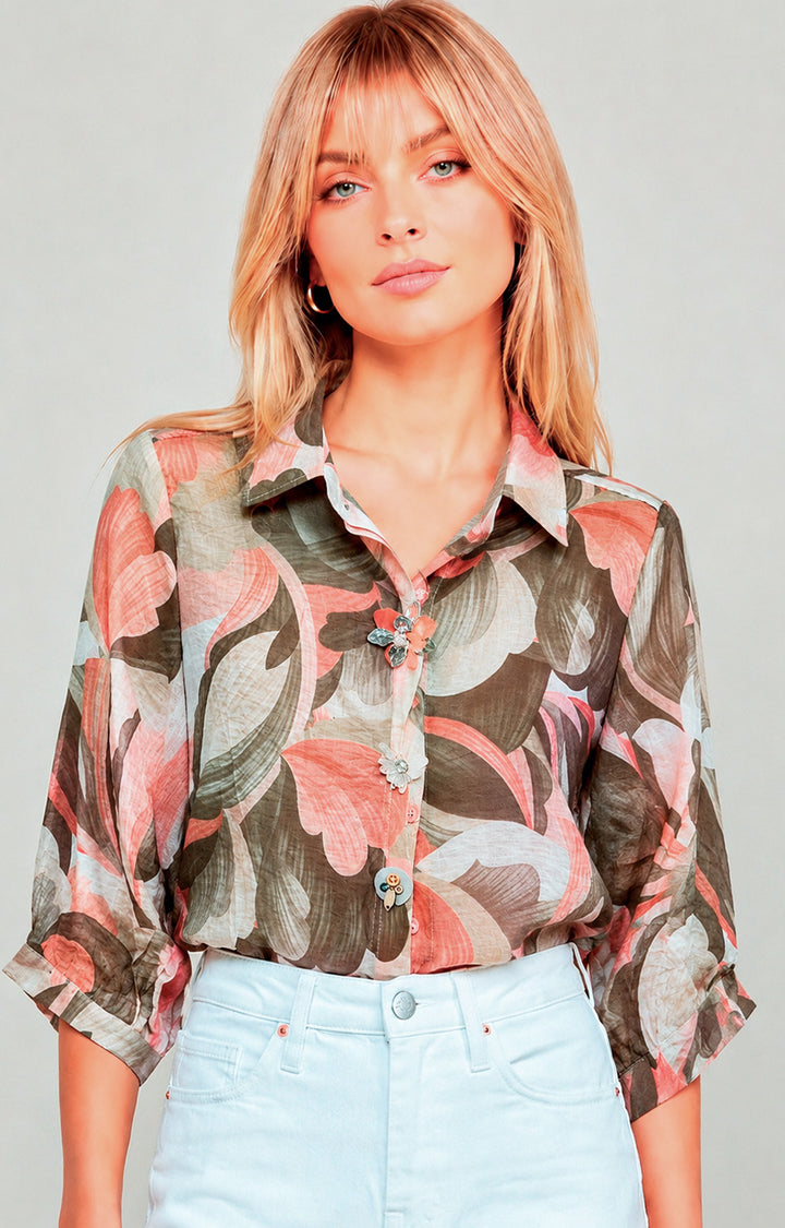 Blusa estampada con botones de flor