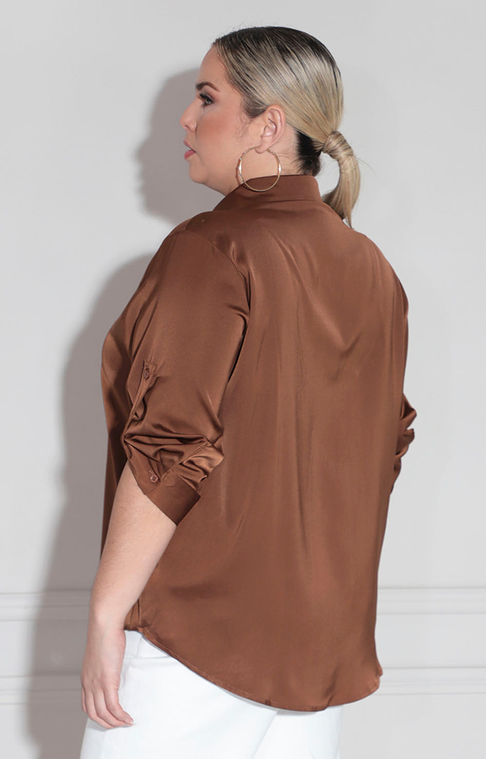 Camisera café satín