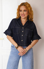 Blusa camisera con costuras