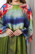 Vestido de dos piezas con sobrecapa